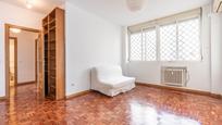 Bedroom of Flat for sale in  Madrid Capital  with Air Conditioner and Heating