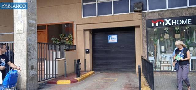 Garaje en Venta en Collblanc