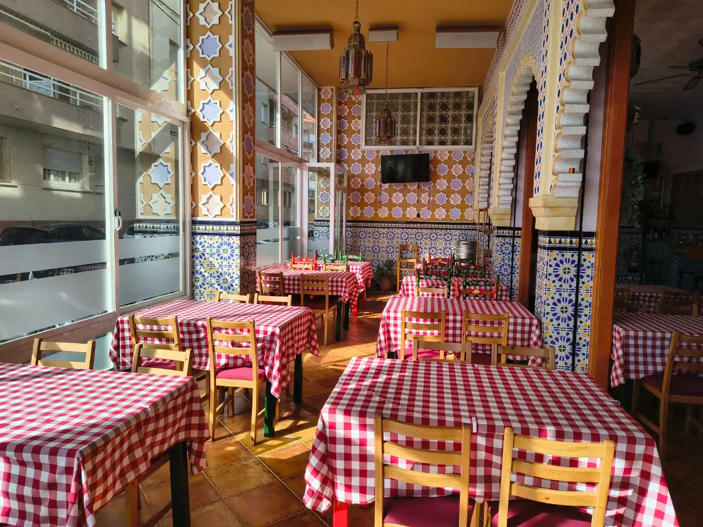 Business premises for transfer in paseo maritim 36, imagen 4