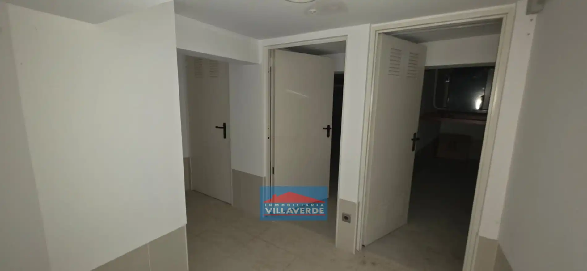 Business premises for sale in Cangas pueblo, imagen 35