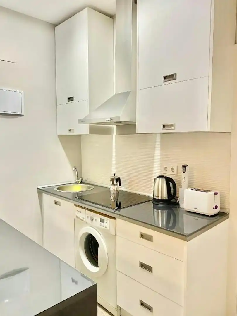 Küche von Wohnung zur Miete in Madrid mit Klimaanlage, Heizung und Möbliert