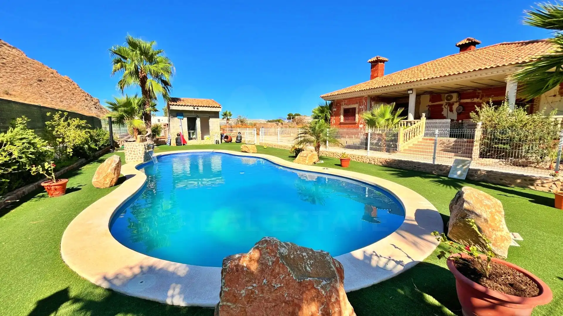 Piscina de Casa o chalet en venta en Cox con Terraza y Piscina