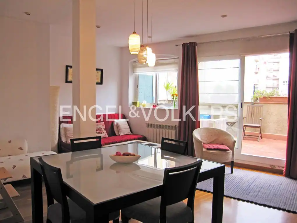 Comedor de Piso en venta en  Barcelona Capital con Aire acondicionado, Calefacción y Parquet