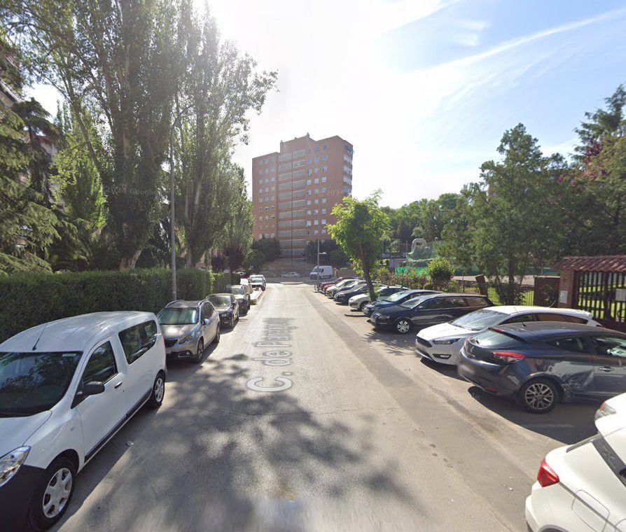 Aparcament de Pis en venda en Coslada amb Terrassa