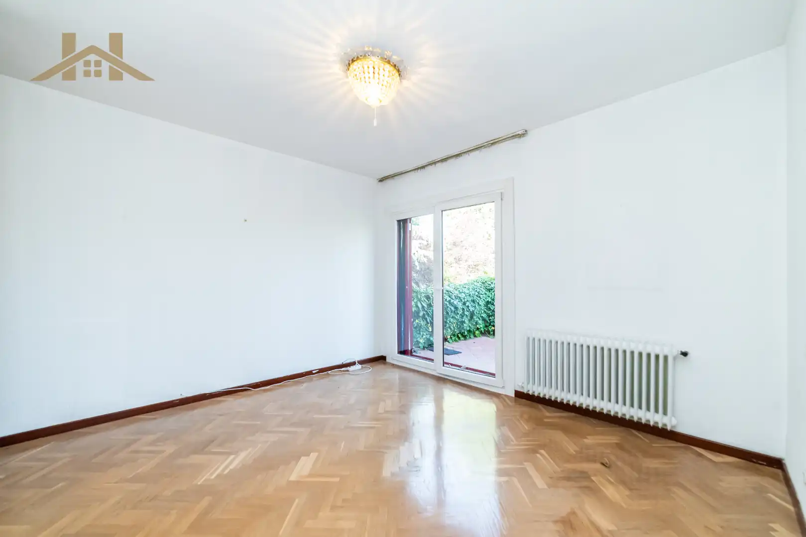 Sala d'estar de Casa o xalet en venda en Majadahonda amb Calefacció, Parquet i Terrassa