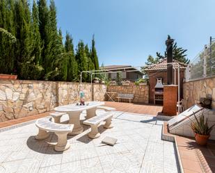 Terrassa de Casa o xalet en venda en Villaviciosa de Odón amb Calefacció, Forn i Internet