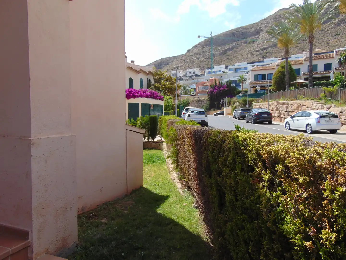 Casa adosada de lloguer a Golf Bahía