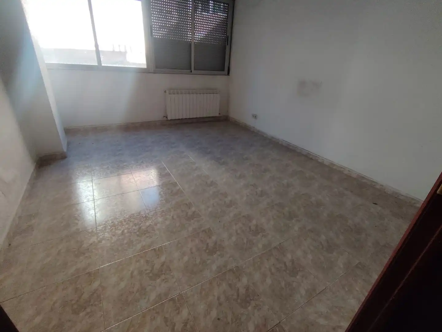 Dormitori de Pis en venda en  Zaragoza Capital amb Calefacció i Terrassa