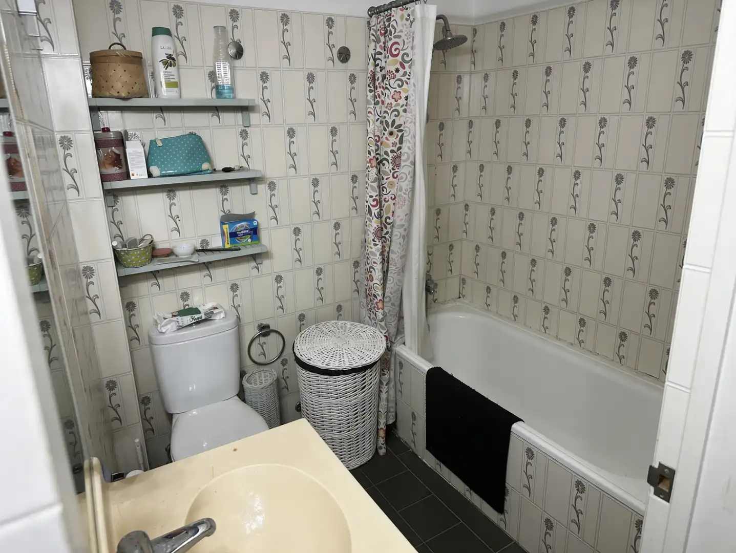 Baño de Casa adosada en venta en Collado Mediano con Aire acondicionado, Calefacción y Jardín privado