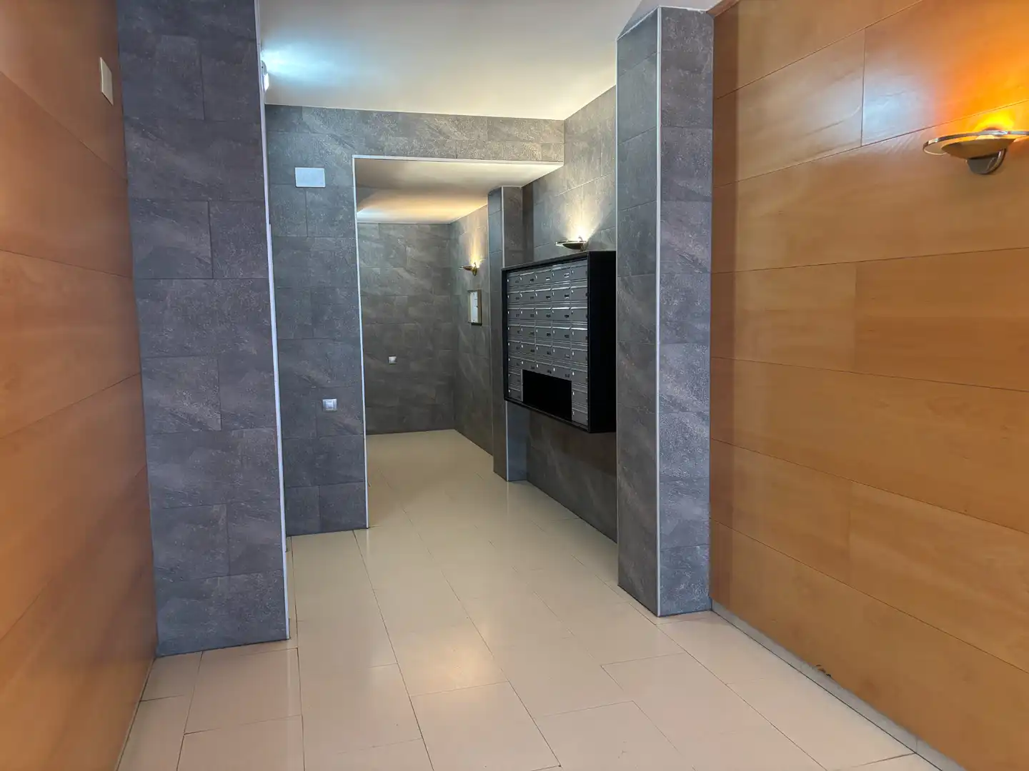 Piso en venta en Lleida con Calefacción, Parquet y Balcón