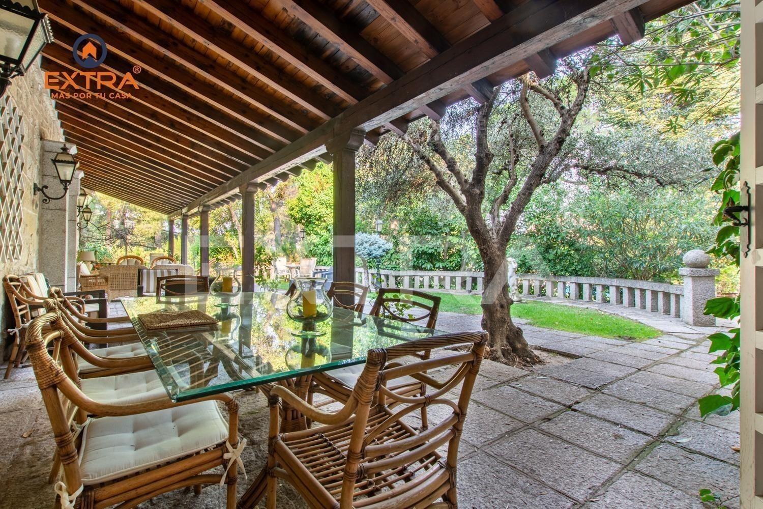 Terrassa de Casa o xalet en venda en Torrelodones amb Calefacció, Jardí privat i Terrassa