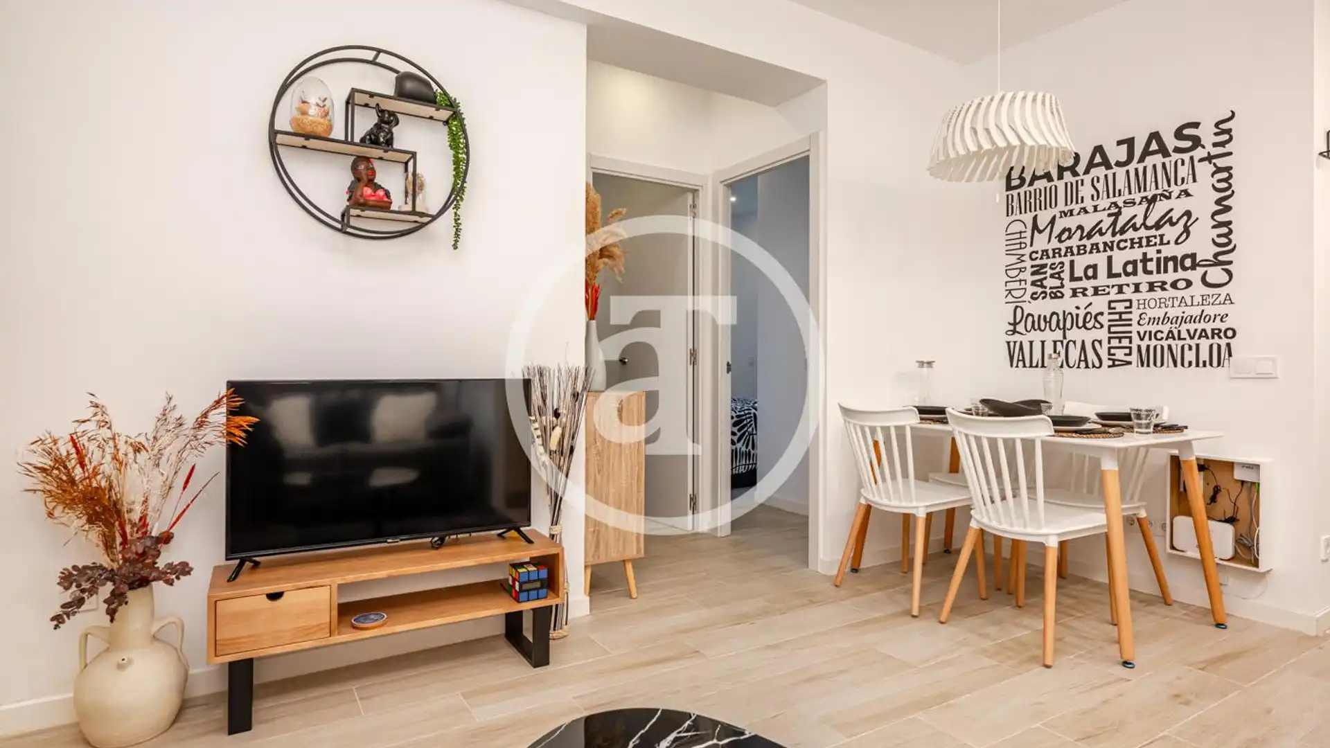 Sala de estar de Piso de alquiler en  Madrid Capital con Aire acondicionado, Calefacción y Amueblado