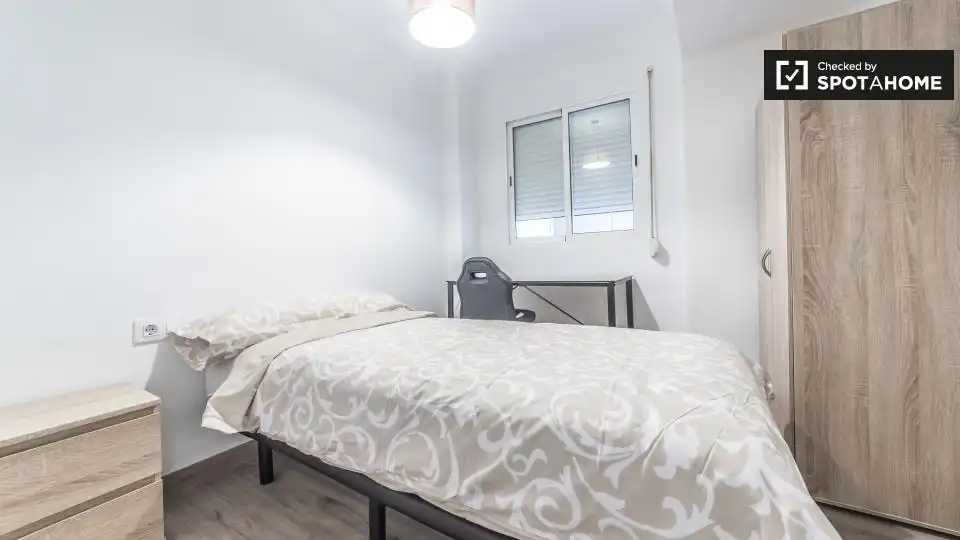 Habitación en El Cabanyal - El Canyamelar
