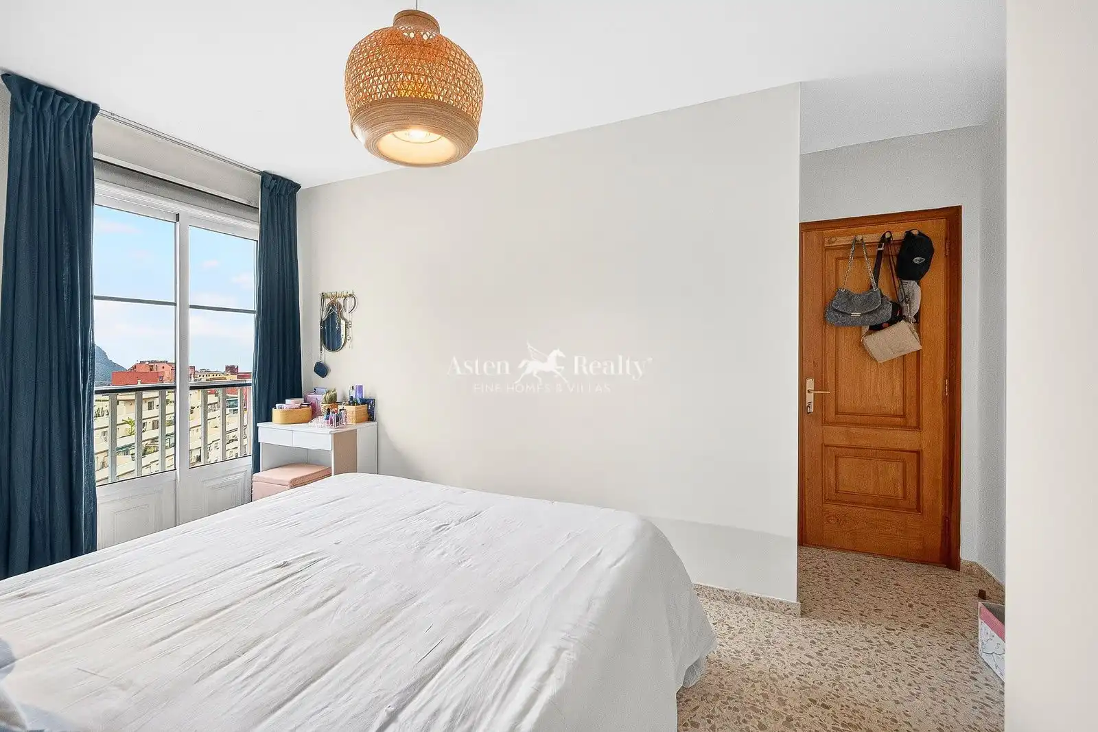 Schlafzimmer von Dachboden zum Verkauf in Los Realejos mit Terrasse