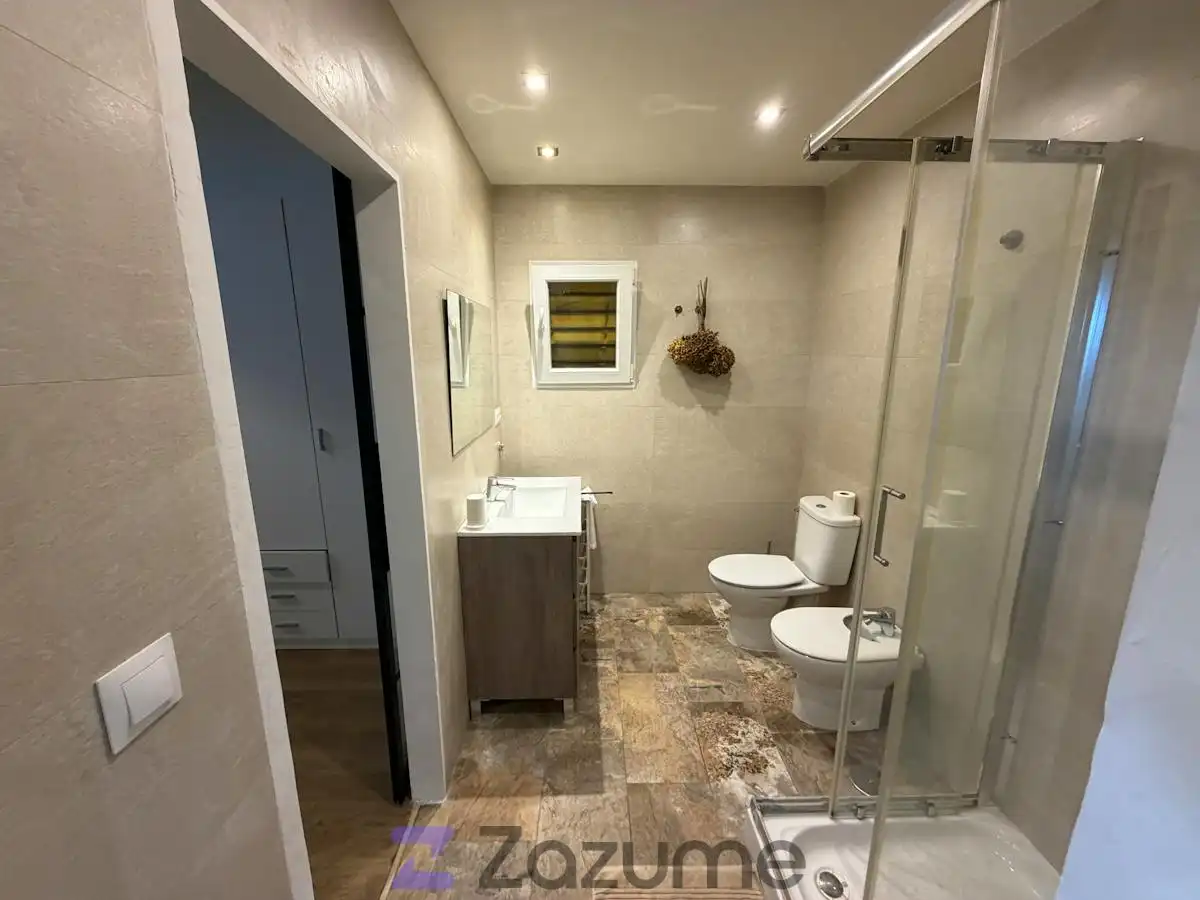 Bathroom of Flat for rent in Miengo  with Heating, Private garden and Terrace