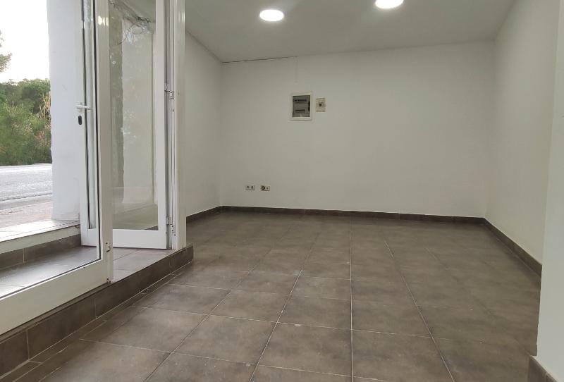 Photo 1 of Premises to rent in Calle Orquídea, 5, Torreblanca del Sol, Málaga