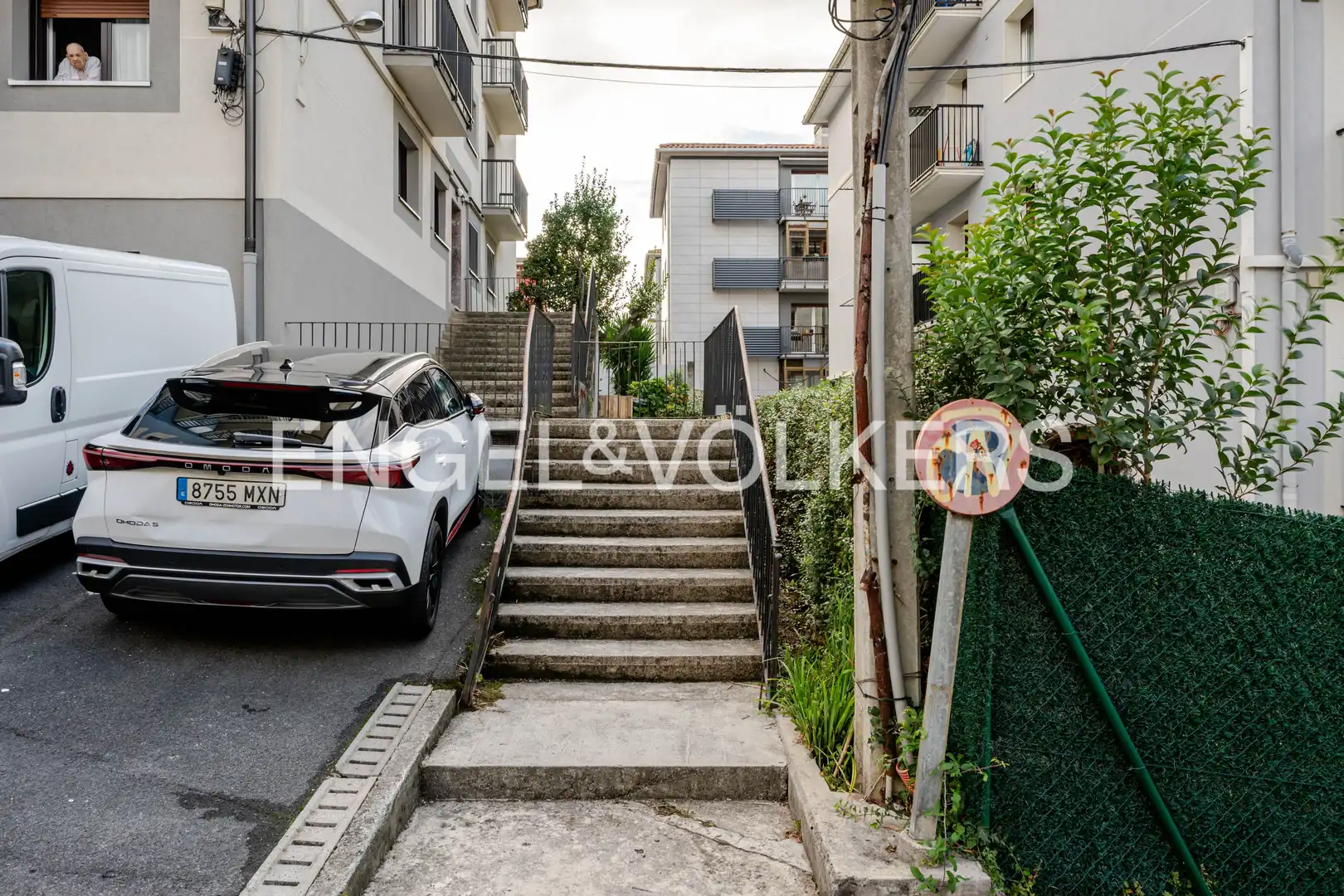 Flat with garden for sale in Zubiaurre Pasealekua, imagen 42