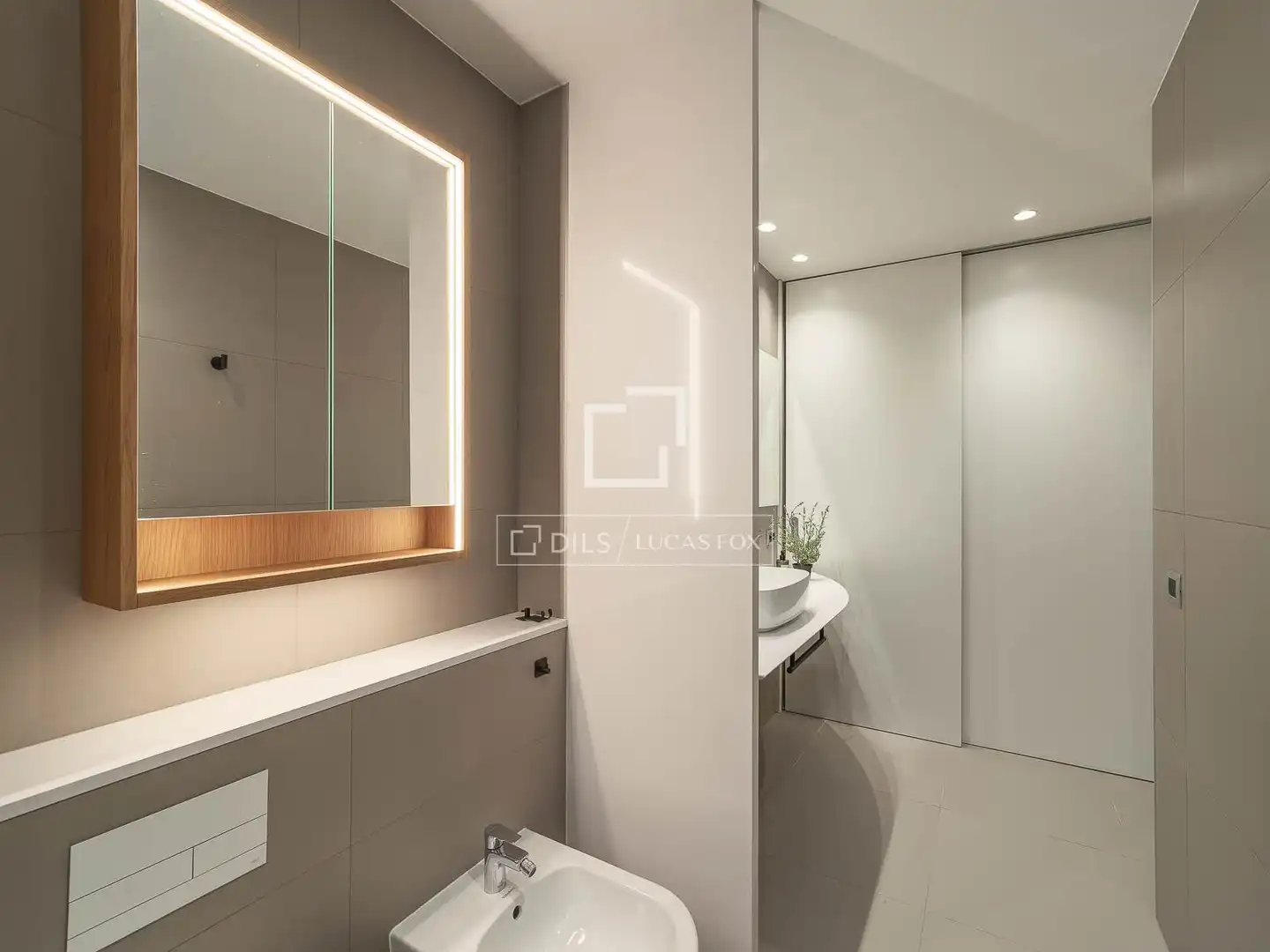 Baño de Piso en venta en Barcelona con Aire acondicionado, Calefacción y Parquet