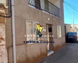 Vista exterior de Casa o xalet en venda en Casaseca de Campeán amb Calefacció, Terrassa i Traster