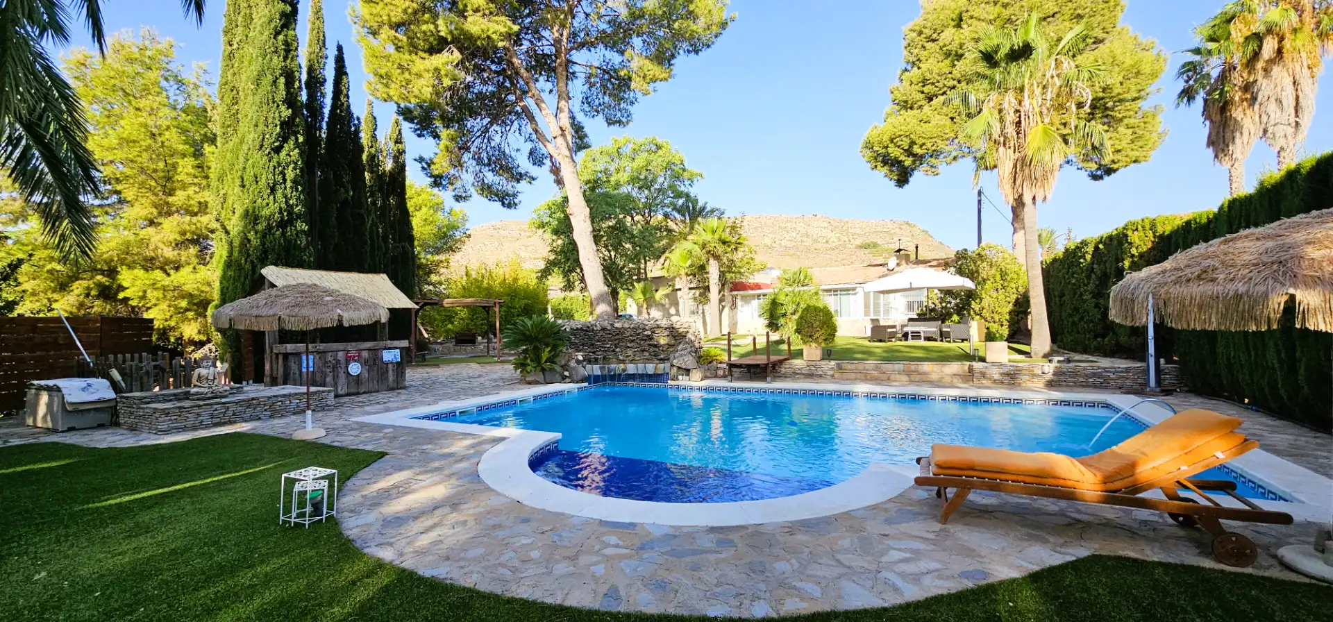 Villa mit Pool zum Verkauf in Totana
