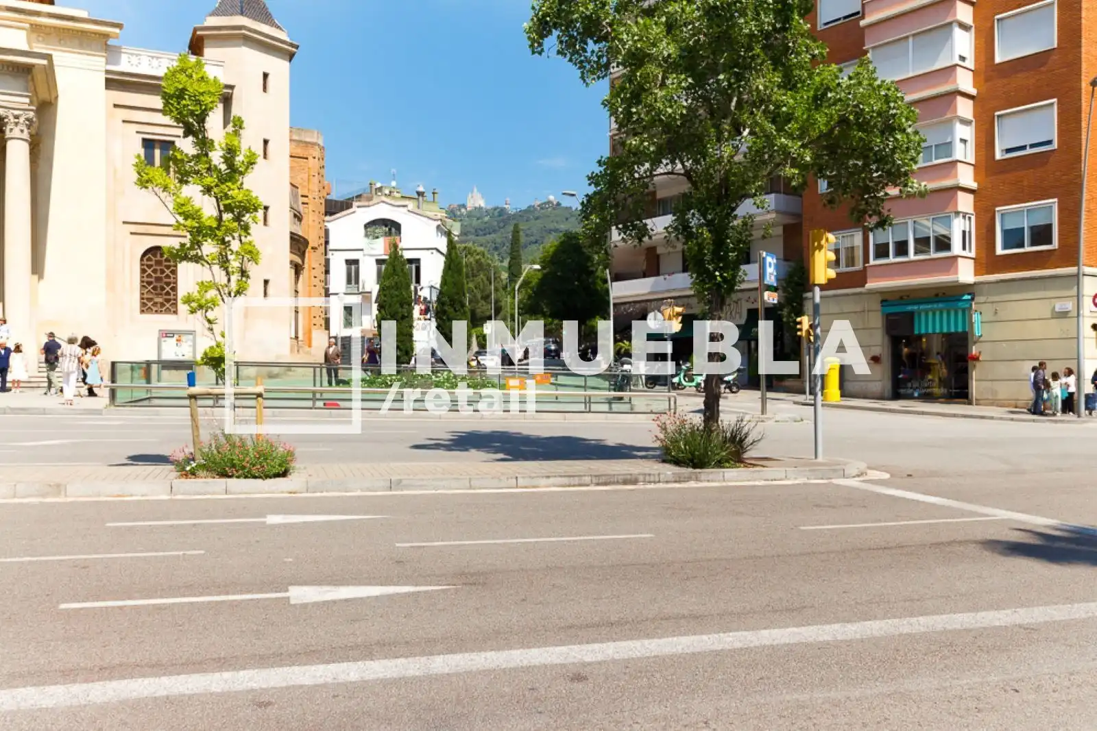 Vista exterior de Local en venta en Barcelona con Aire acondicionado, Terraza y Alarma