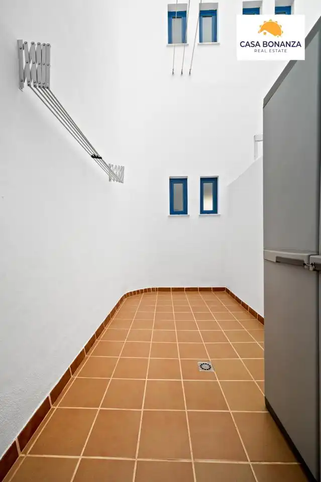 Wohnungen zum Verkauf in Almuñécar mit Klimaanlage, Terrasse und Abstellraum