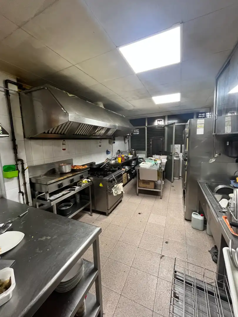 Business premises for transfer in Carrer del Prat, imagen 5