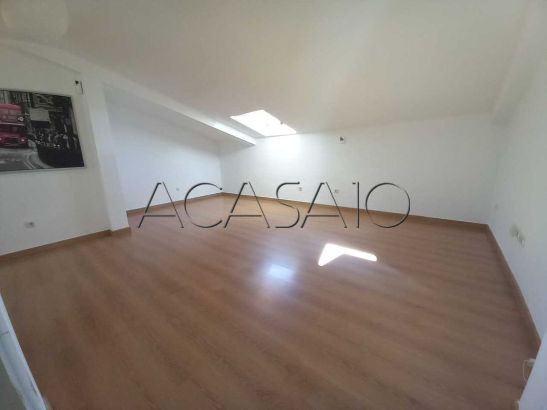 Pis en venda en Cedillo del Condado amb Aire condicionat, Calefacció i Traster