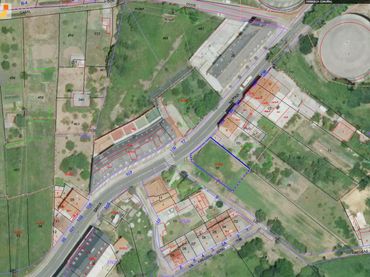 Terreny residencial en venda a Avenida de Santa Mariña