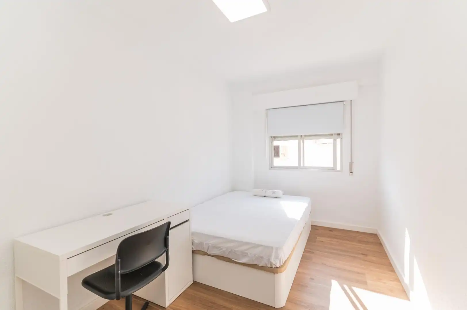 Bedroom of Attic for rent in Granada  with Terrace and Furnished