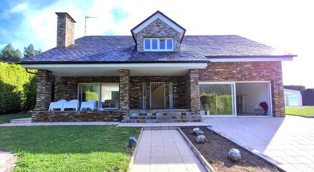 Casa-chalet en Venta en  SOBRE IGREXA en Bergondo