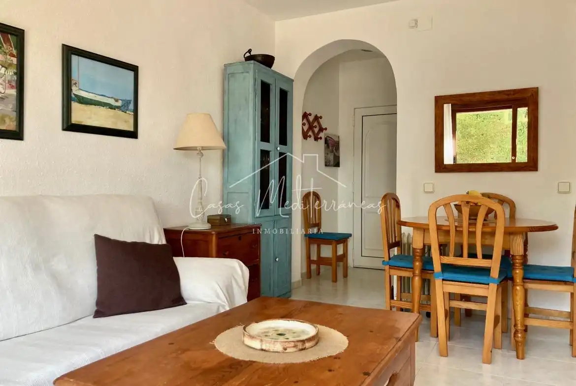 Sala de estar de Casa adosada de alquiler en Vandellòs i l'Hospitalet de l'Infant con Jardín privado, Terraza y Amueblado