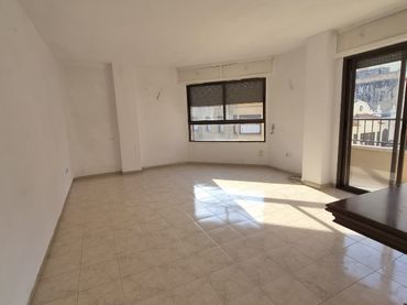 Piso con balcón en venta en Carrer d'Herrero