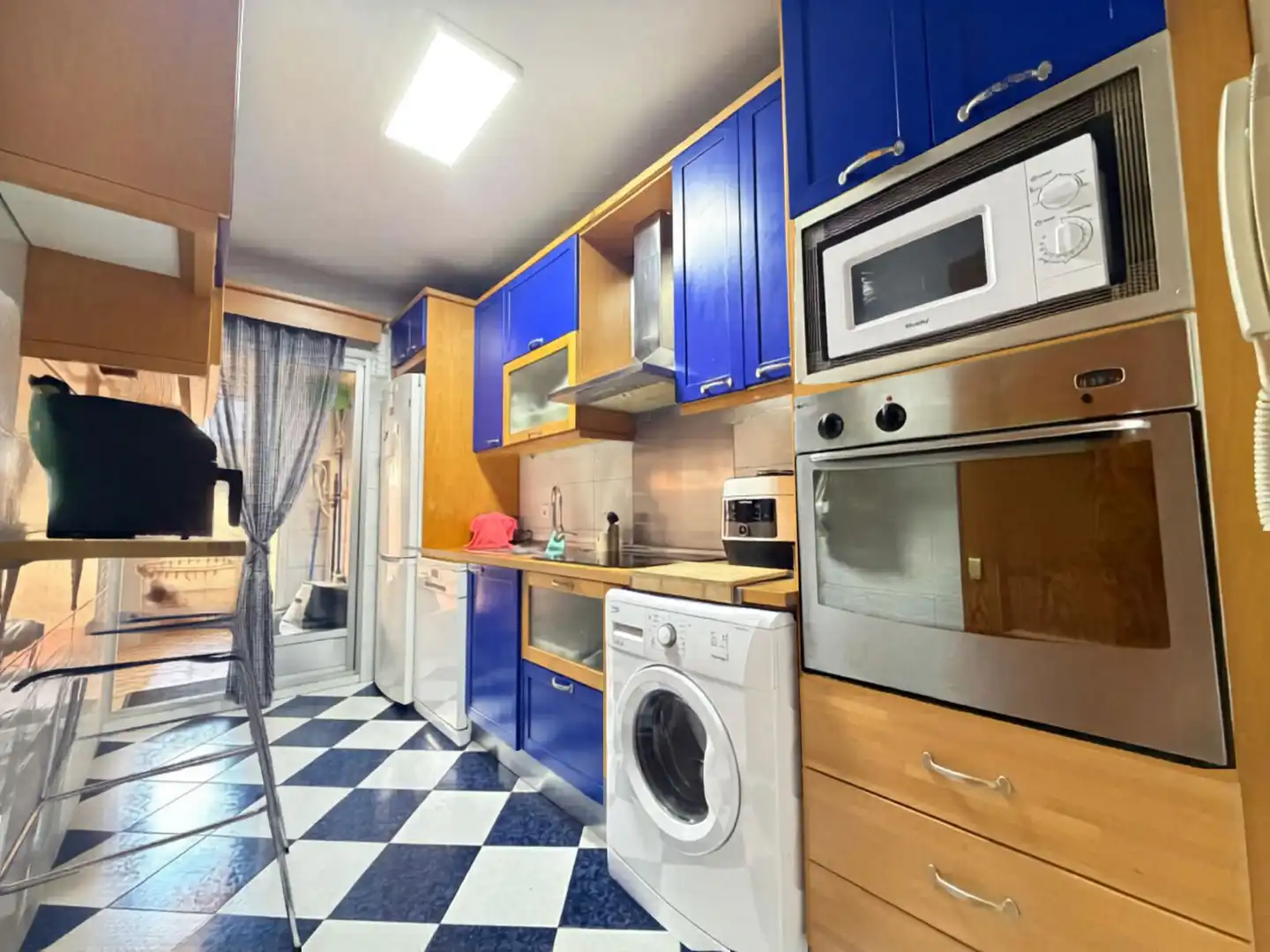 Cocina de Piso en venta en San Fernando de Henares con Aire acondicionado, Calefacción y Parquet