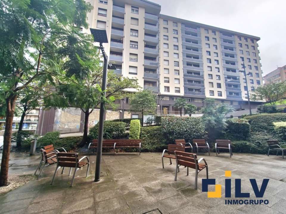 Exterior view of Flat for sale in Santurtzi   with Heating, Furnished and Balcony