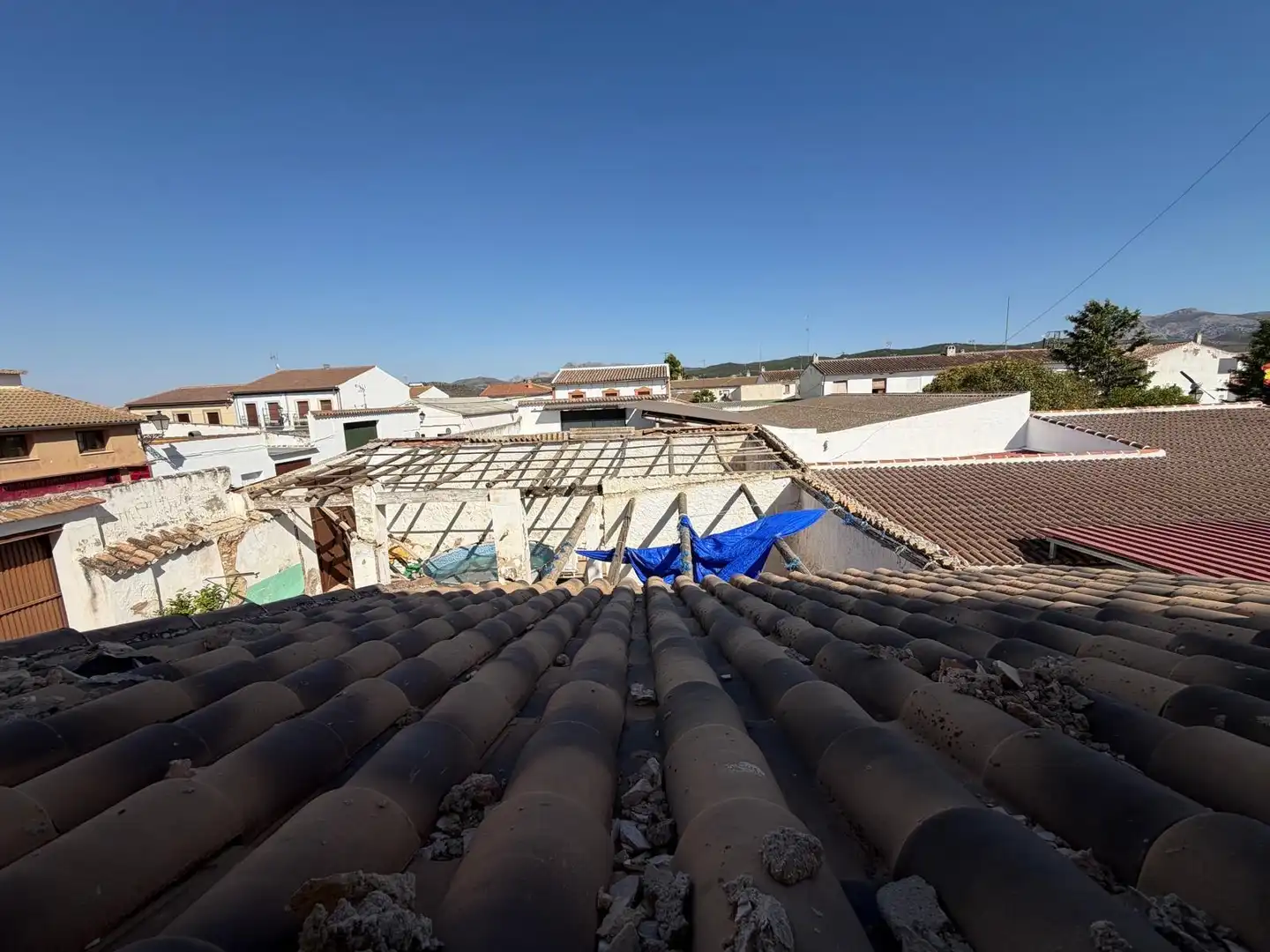 Vista exterior de Casa o xalet en venda en Antequera amb Jardí privat, Traster i Piscina