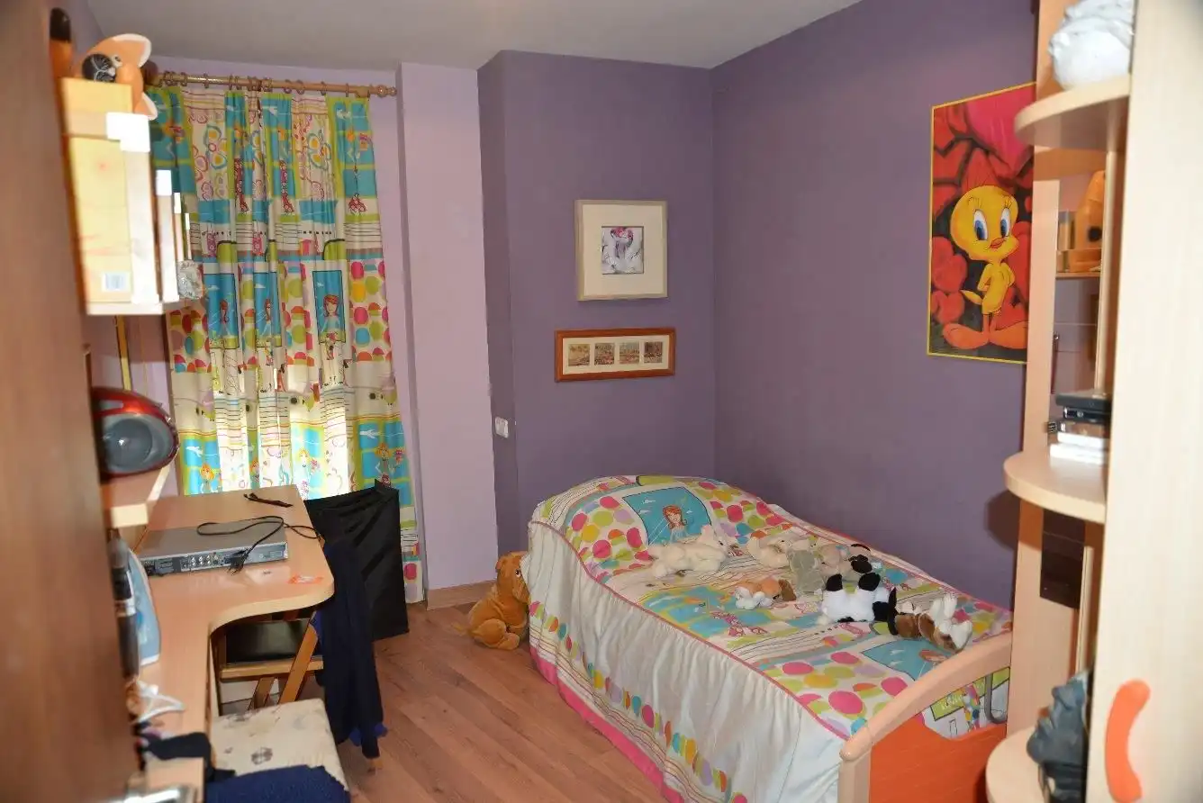 Habitación de Casa o chalet en venta en Cuenca con Calefacción, Parquet y Terraza
