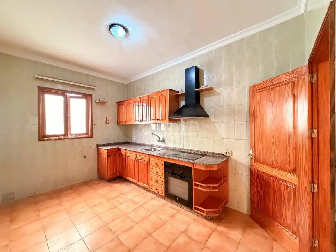 Cocina de Casa adosada en venta en Ingenio con Terraza y Balcón