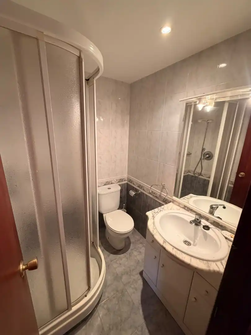Bathroom of Flat for sale in Cruces