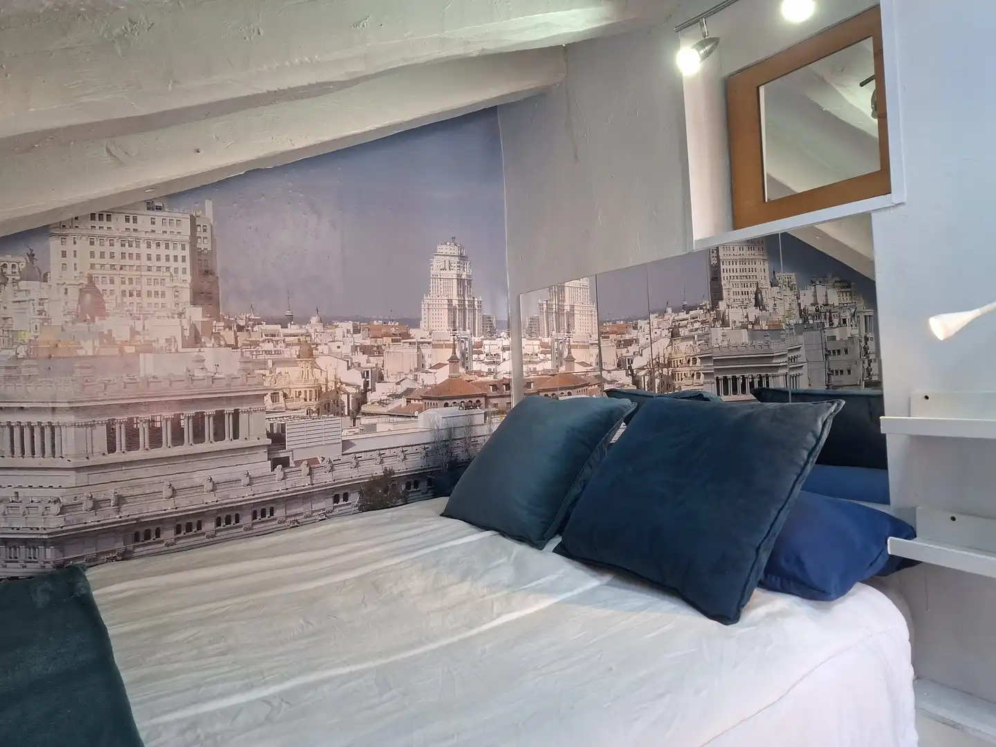 Habitación de Ático de alquiler en Centro