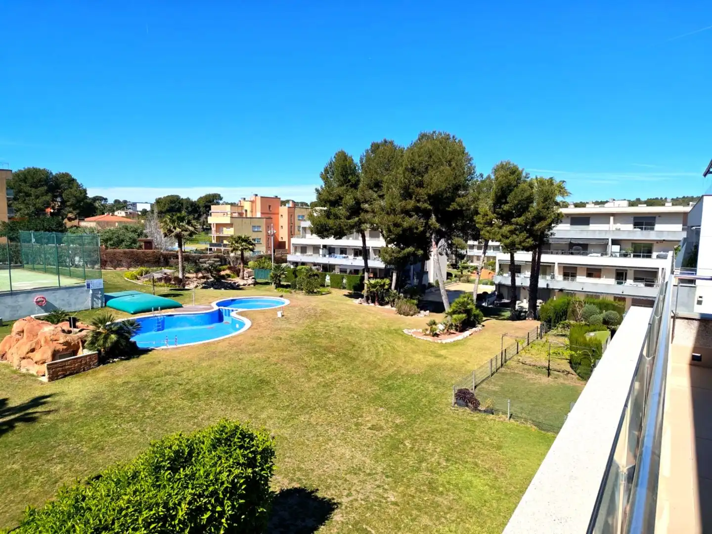 Pis amb piscina en venda a Calle de la Tramuntana 4, imagen 11