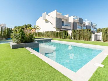 Bungalow avec piscine à vendre à Los Balcones - Los Altos