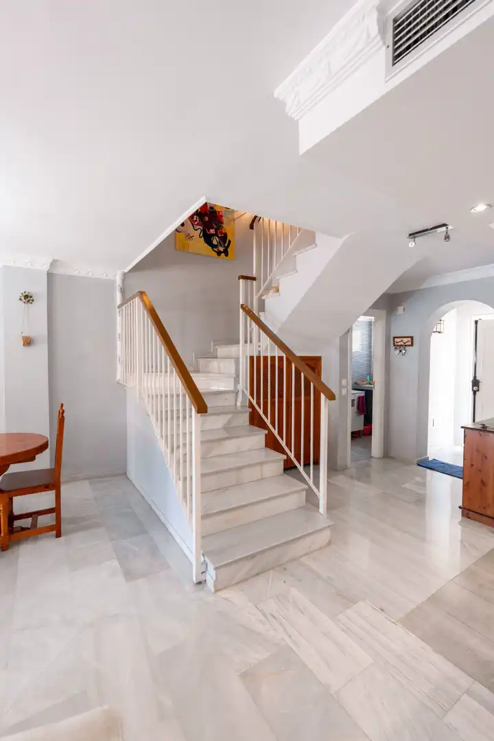 Casa adosada en venda en Marbella amb Aire condicionat, Jardí privat i Terrassa