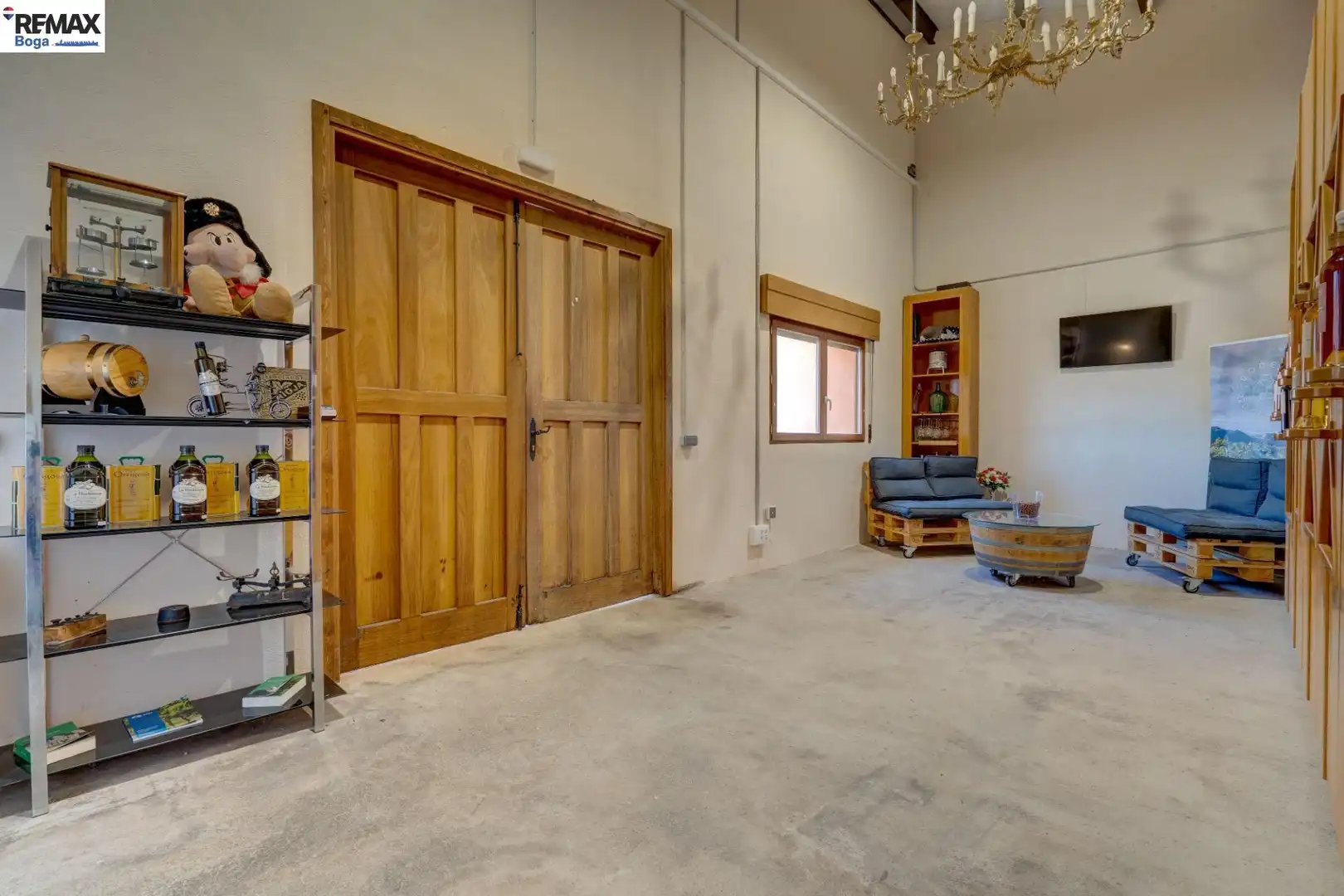 Commercial properties for sale in Cordovín  with Furnished