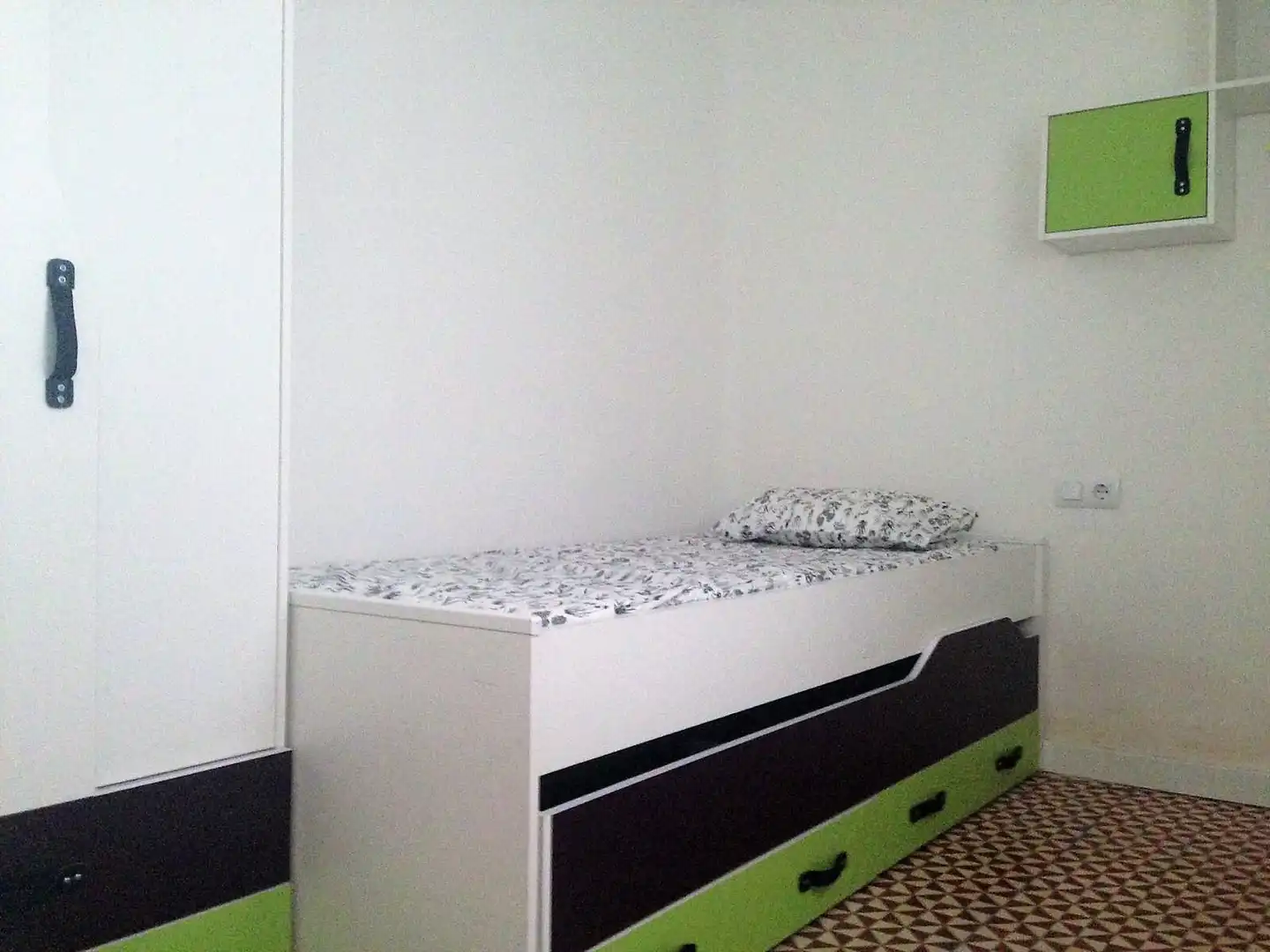 Bedroom of Attic for sale in Girona  with Heating, Oven and Microwave