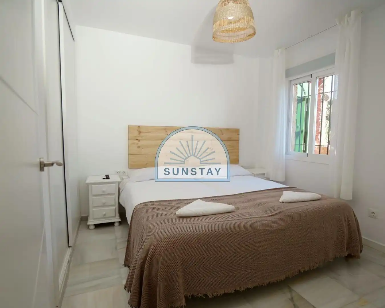 Bedroom of Flat for rent in Nerja  with Air Conditioner, Private garden and Terrace