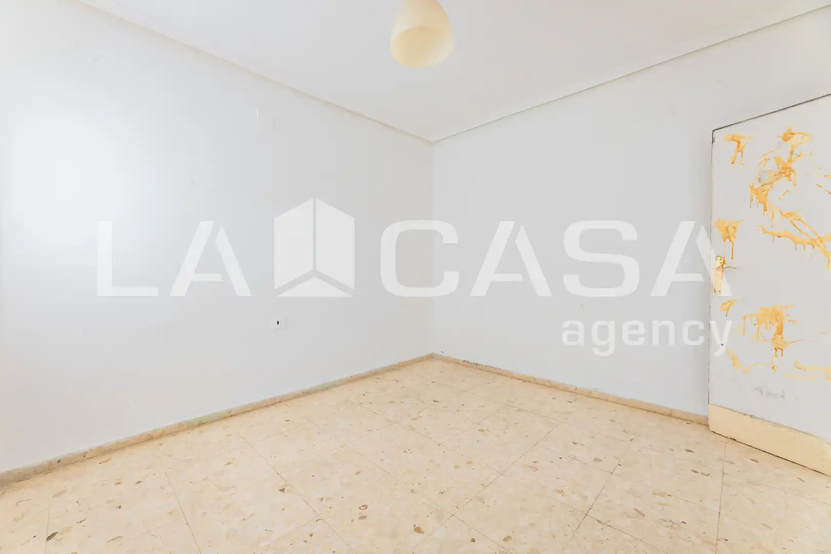 Flat for sale in Valencia