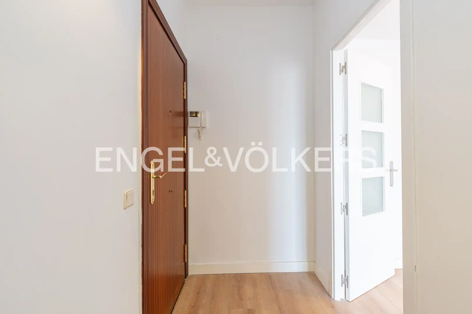 Flat for rent in Madrid  with Air Conditioner, Heating and Terrace