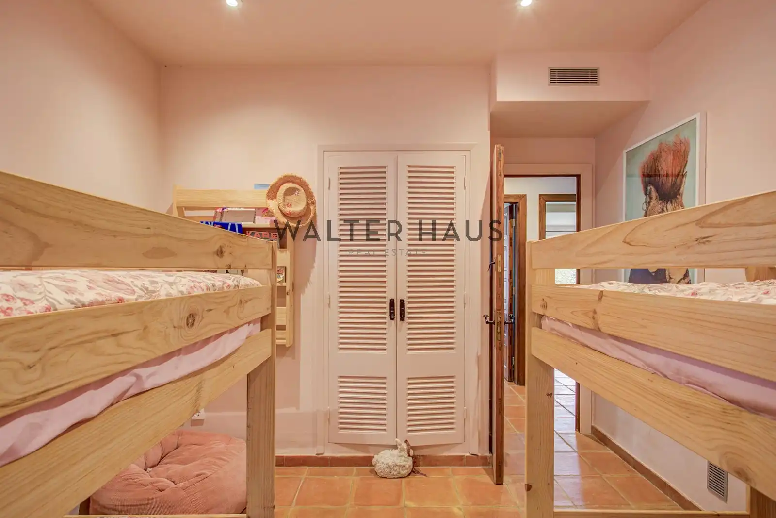 Chalet con piscina en venta en Carrer del Ripollès, imagen 28