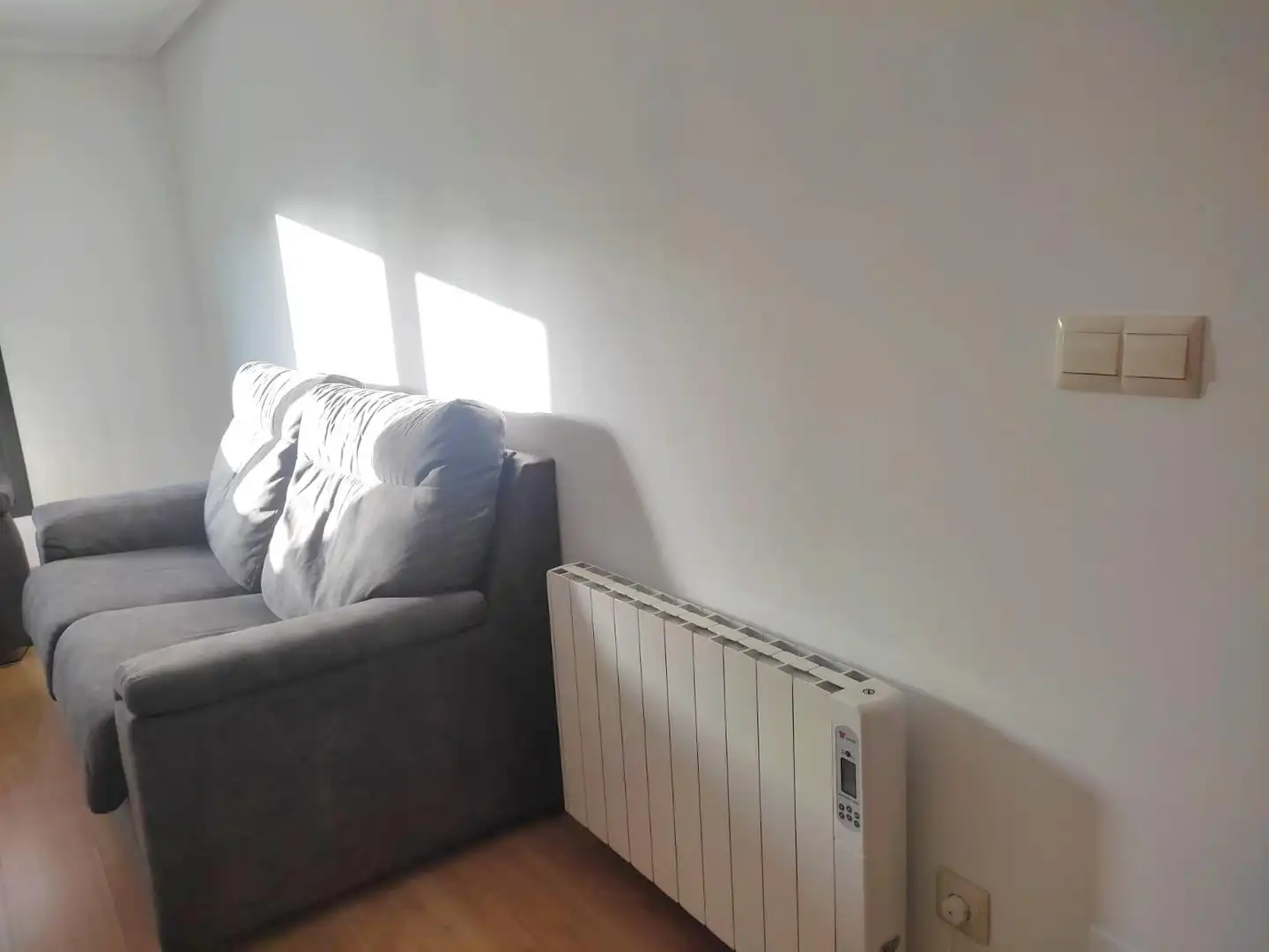 Wohnung zur Miete in SANTA EUFEMIA, Carballo